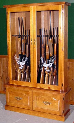 #712 Solid Pine 12-Gun Cabinet 
