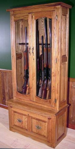#940 Solid Oak 10-Gun Premium Cabinet 